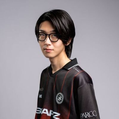 4.SCARZ_RIN選手_sq.jpg
